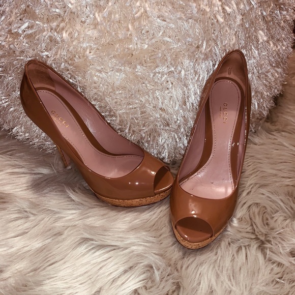 Gucci heels. - Picture 2 of 2